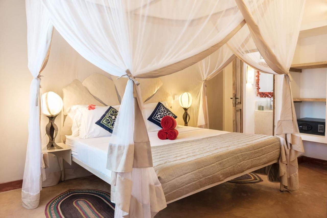 Hotel Kiva Boutique 4*